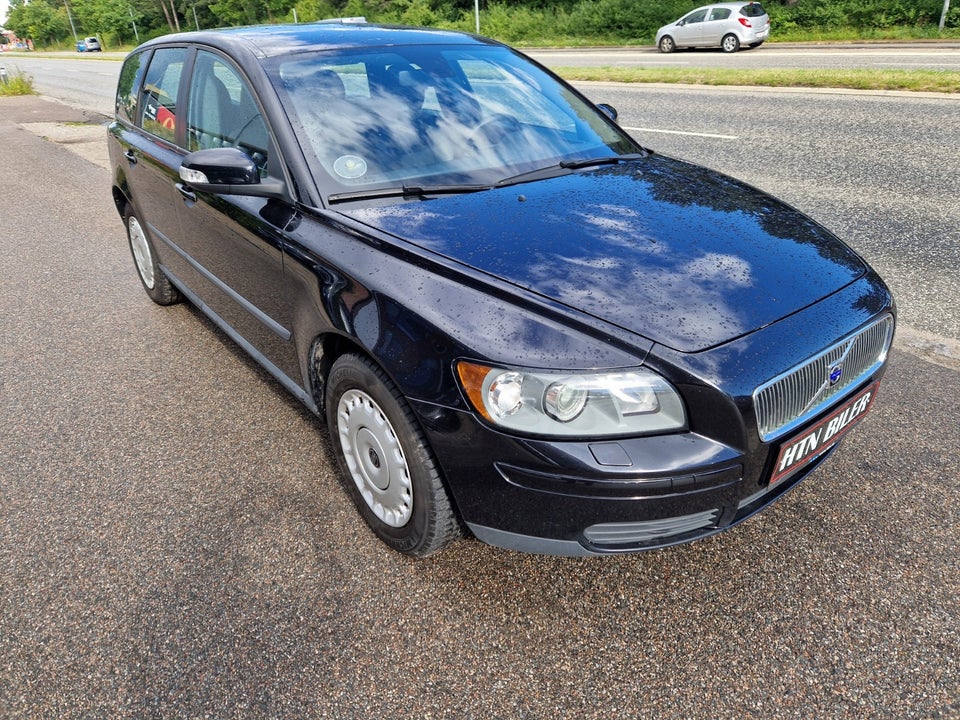 Volvo V50 1,8 Kinetic 5d