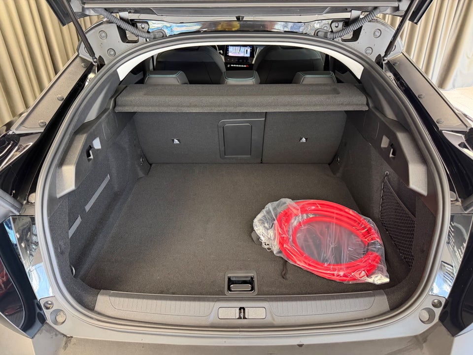 Peugeot e-408 58 Allure 5d