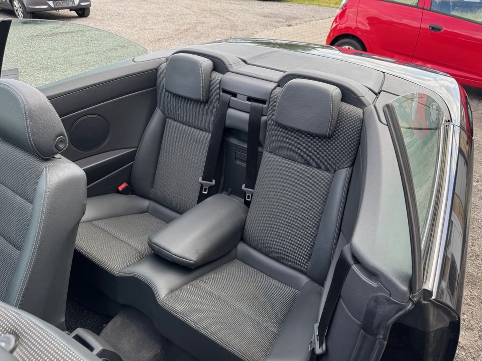 Opel Astra 1,8 16V Cosmo TwinTop 2d