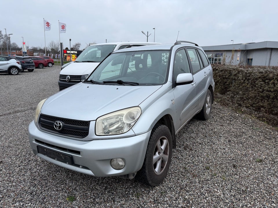 Toyota RAV4 2,0 VVT-i 4x4 5d