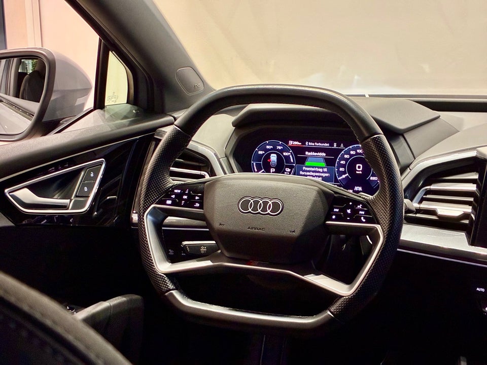 Audi Q4 e-tron 50 S-line Sportback quattro 5d