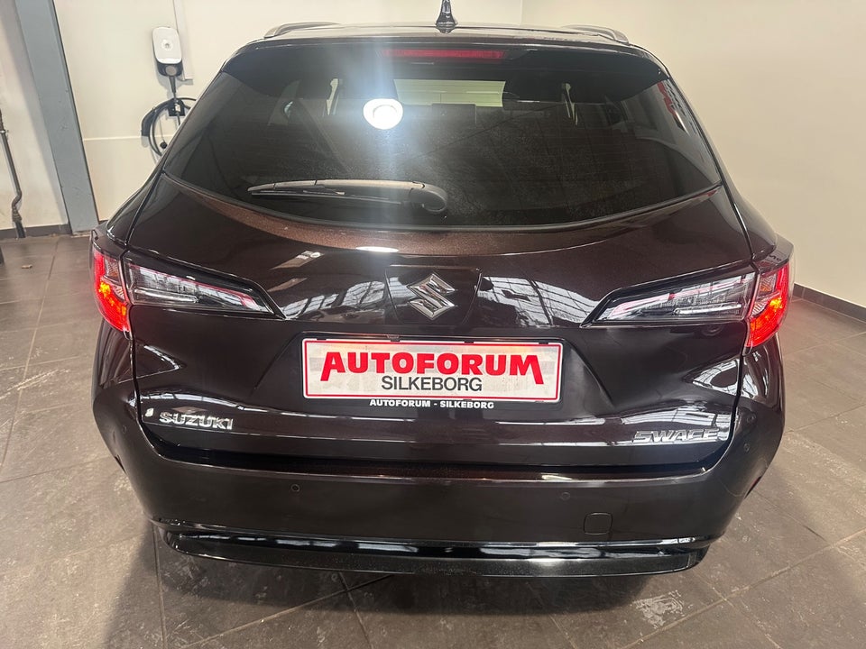 Suzuki Swace 1,8 HEV Exclusive stc. e-CVT 5d