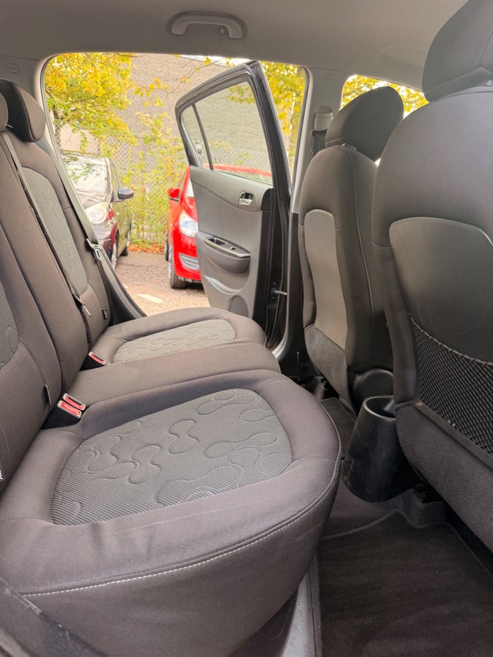 Hyundai i20 1,4 CRDi 90 Comfort 5d