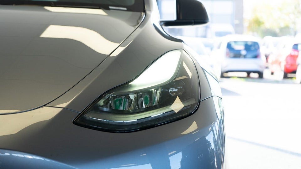 Tesla Model Y Performance AWD 5d