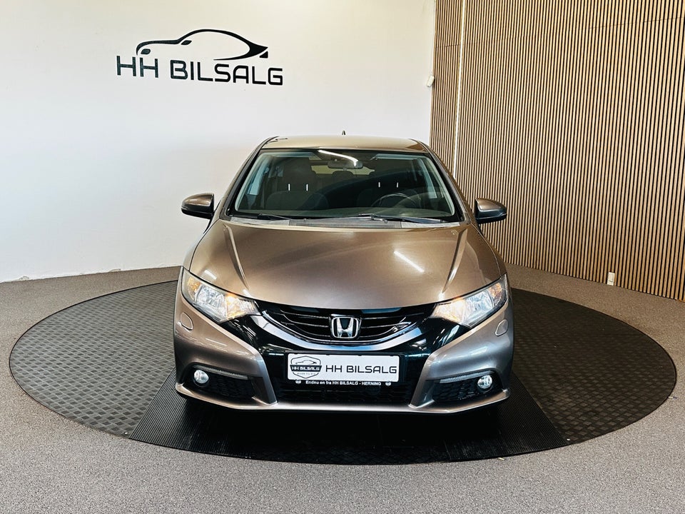 Honda Civic 1,8 i-VTEC Sport 5d