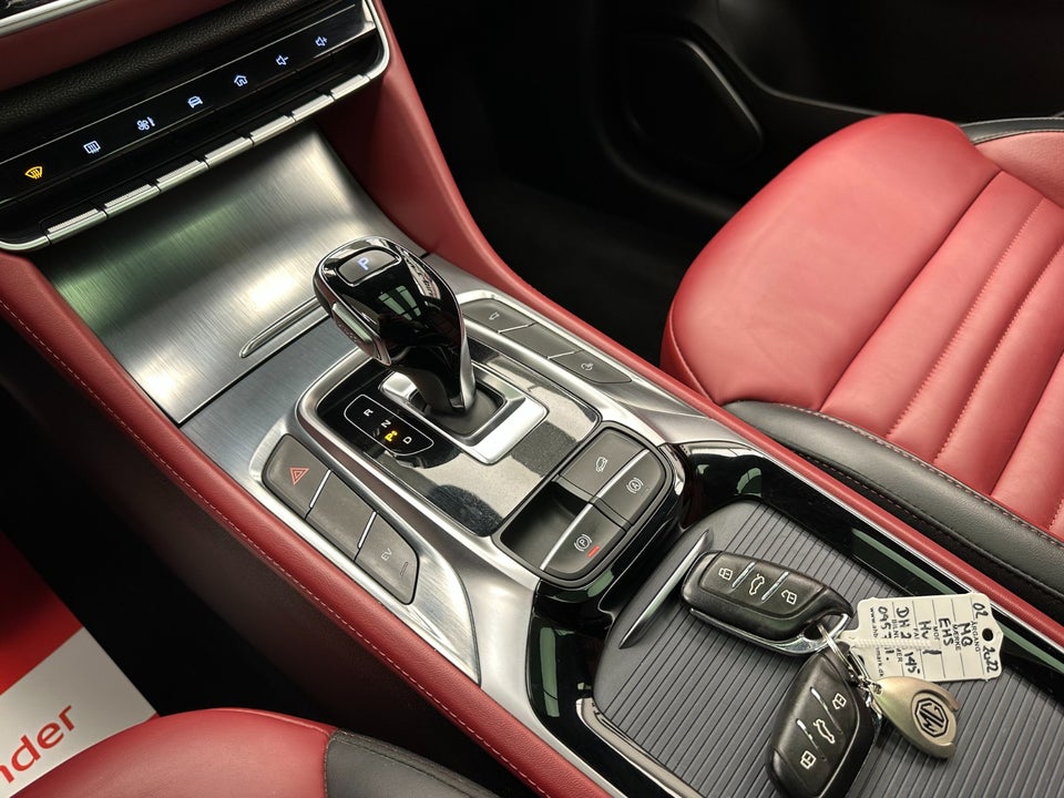 MG EHS 1,5 PHEV Luxury 5d