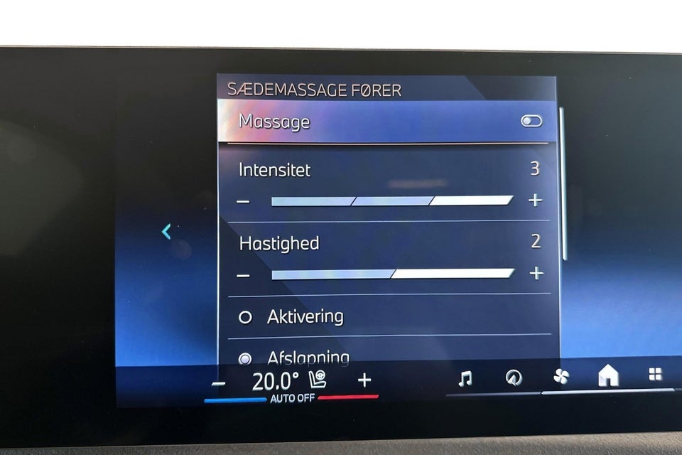 BMW iX xDrive60 Fully Charged 5d