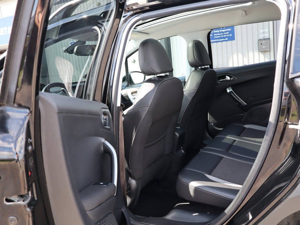 Peugeot 2008 1,2 e-THP 110 Allure Sky 5d