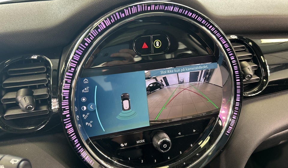 MINI Cooper SE Camden Edition 3d