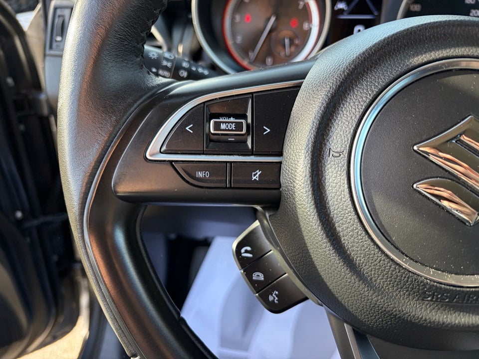 Suzuki Swift 1,2 mHybrid Exclusive 5d