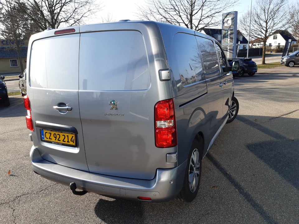 Peugeot e-Expert 75 L2 Ultimate Van