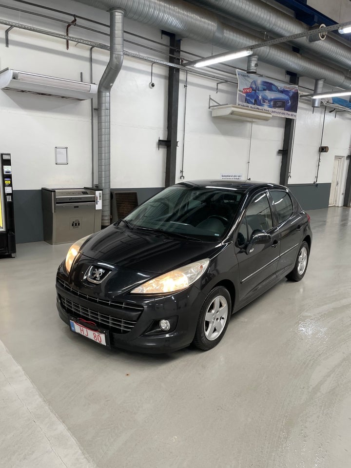 Peugeot 207 1,4 HDi 70 Comfort+ 5d