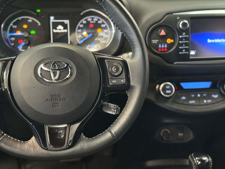 Toyota Yaris 1,5 Hybrid H3 Premium e-CVT 5d