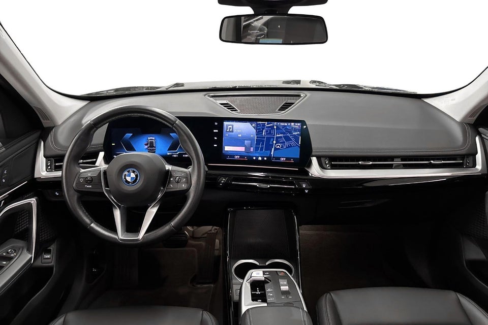 BMW iX1 eDrive20 X-Line 5d