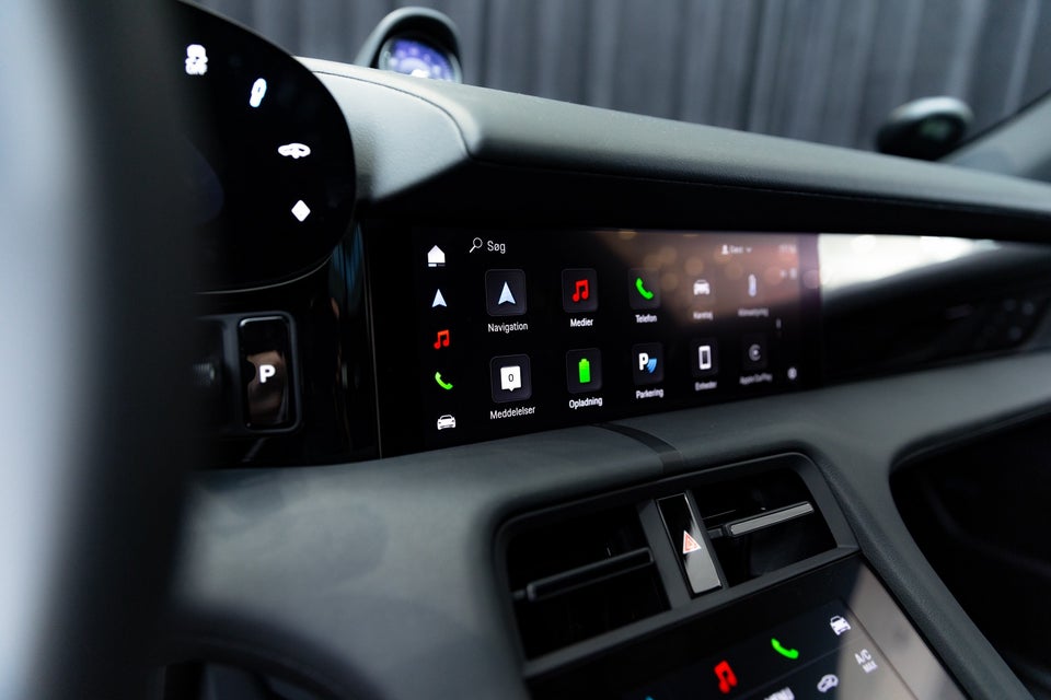 Porsche Taycan Sport Turismo 5d