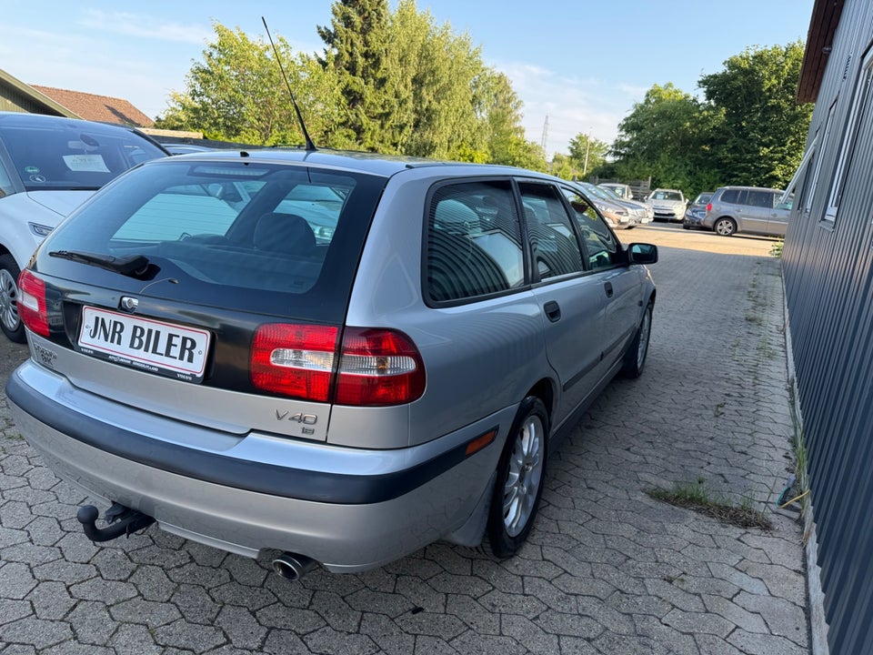 Volvo V40 1,8 Jubilæum 5d