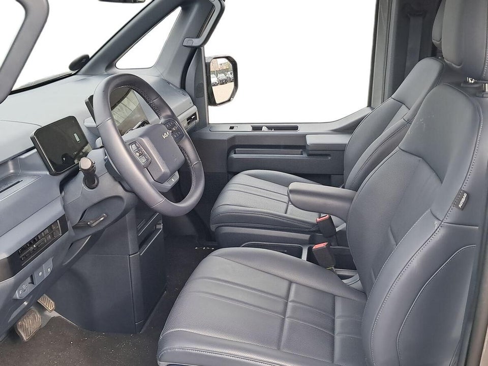 Kia PV5 71 Long Range Upgrade 5d