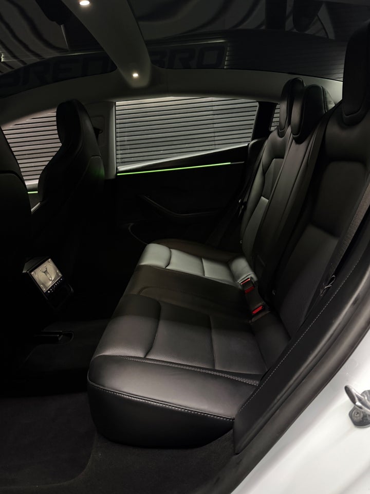 Tesla Model 3 Performance AWD 4d