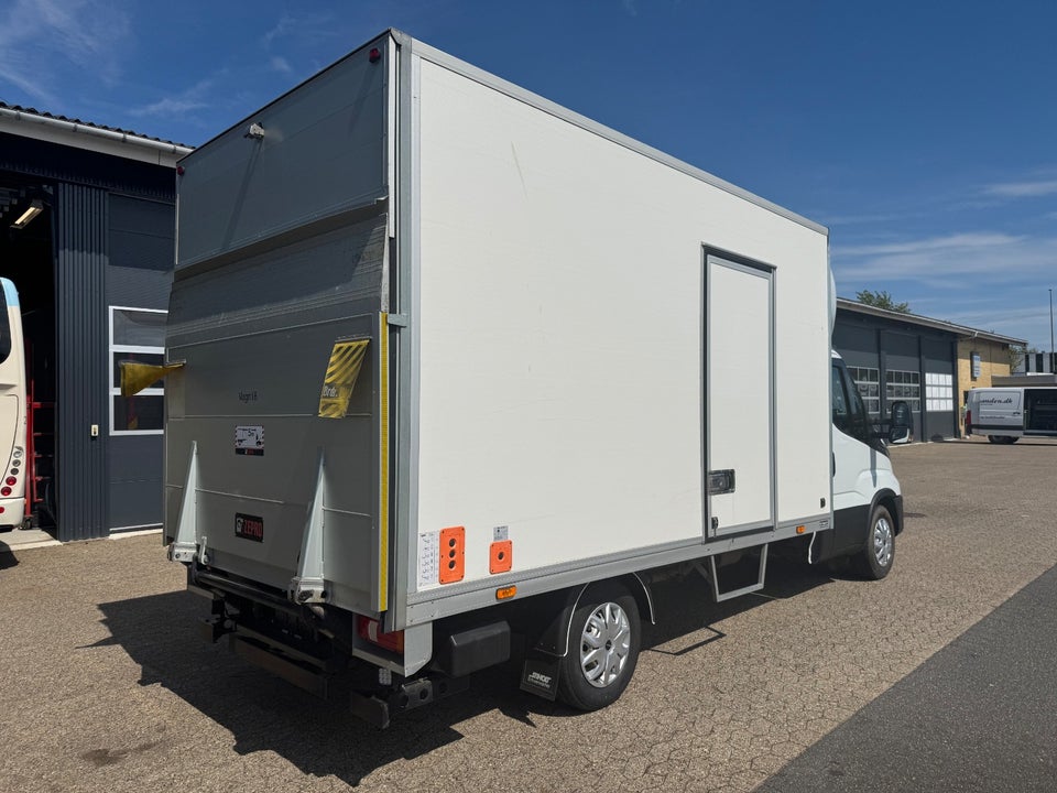 Iveco Daily 3,0 35S18 4100mm Lad AG8