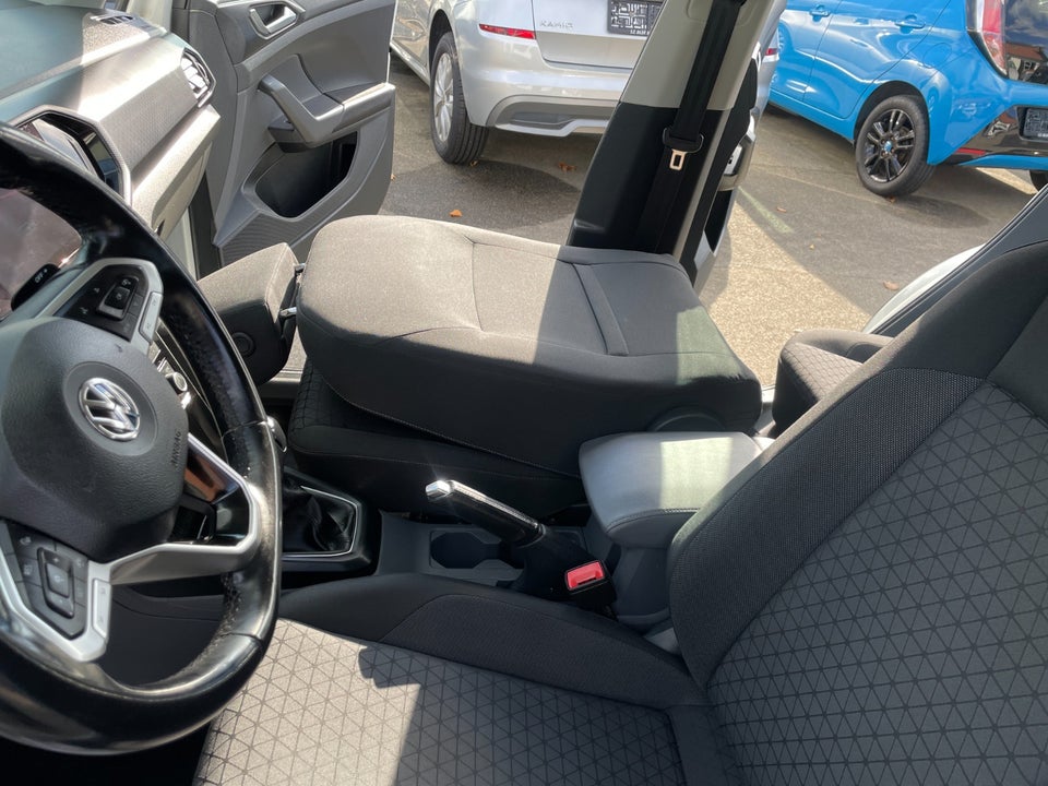 VW T-Cross 1,0 TSi 115 Life DSG 5d