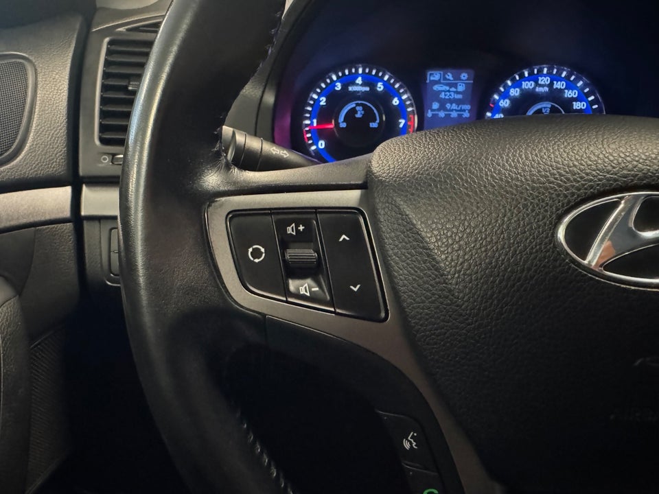 Hyundai i40 1,6 GDi Life CW 5d