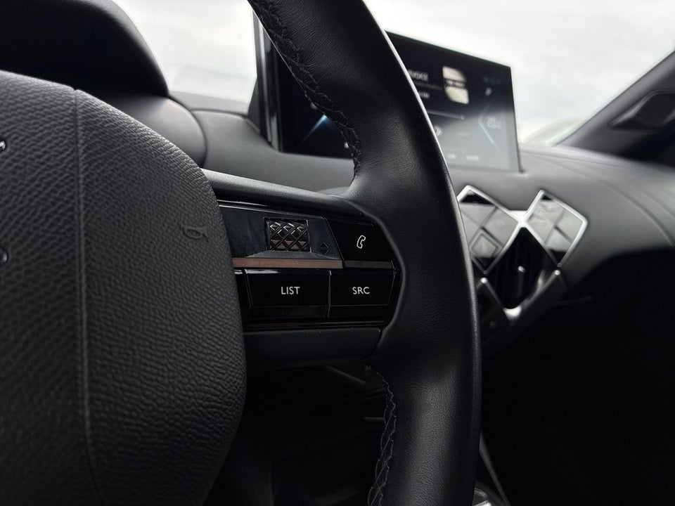 DS DS 3 CrossBack 50 E-Tense Chic 5d