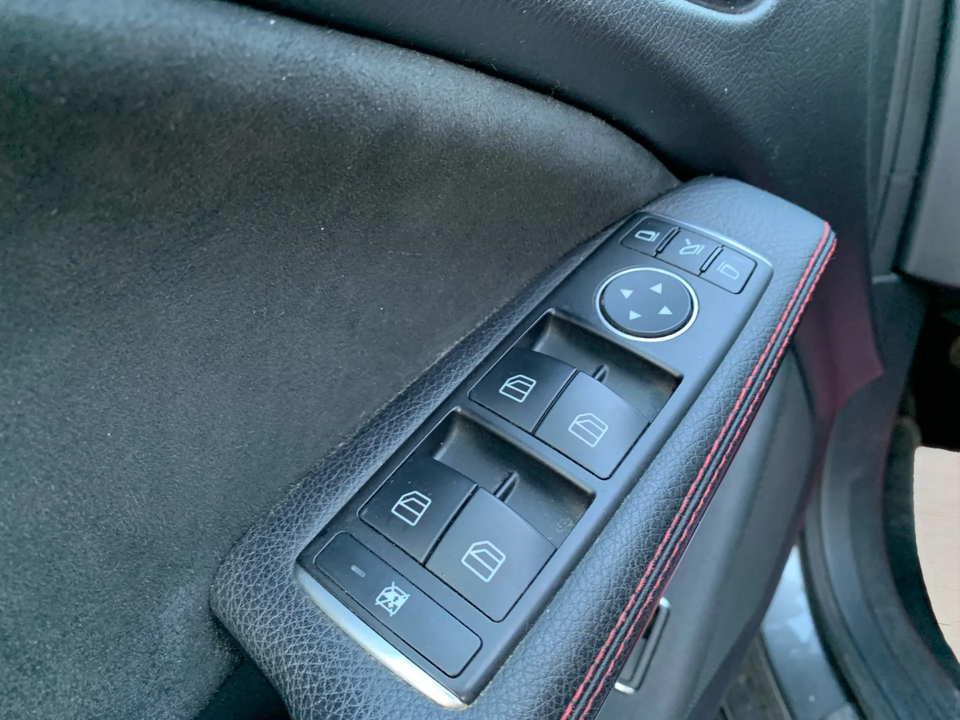 Mercedes CLA250 2,0 Urban AMG Line Shooting Brake aut. 5d