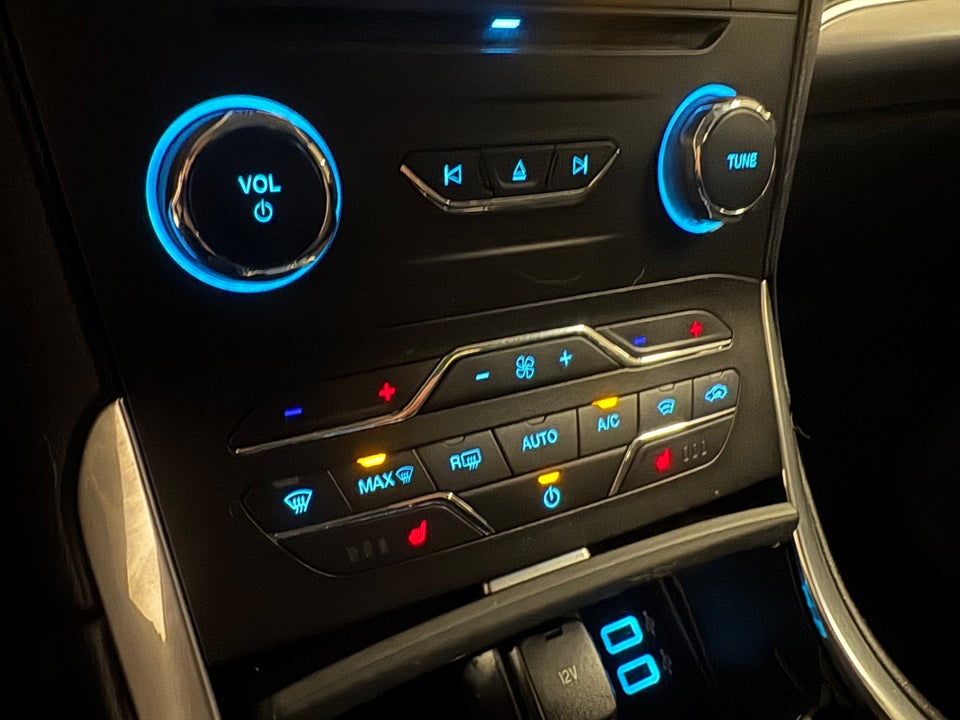 Ford S-MAX 2,0 EcoBlue Titanium aut. 7prs 5d