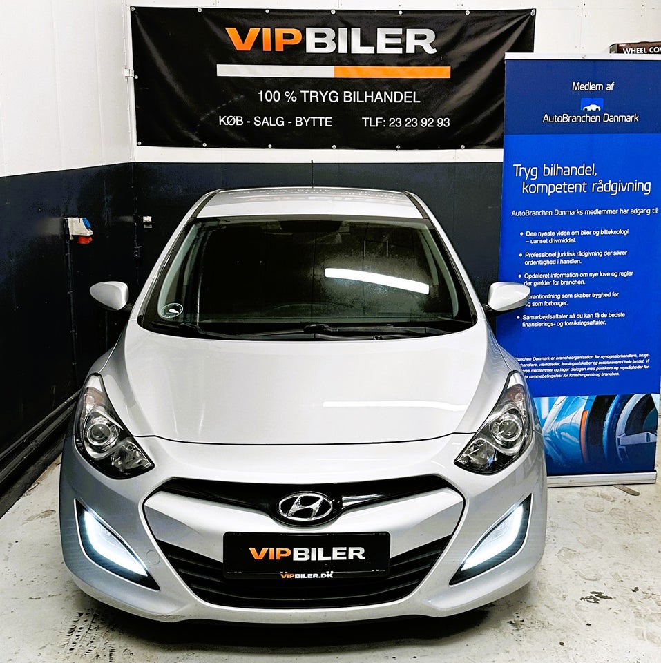 Hyundai i30 1,6 CRDi 110 XTR Eco 5d