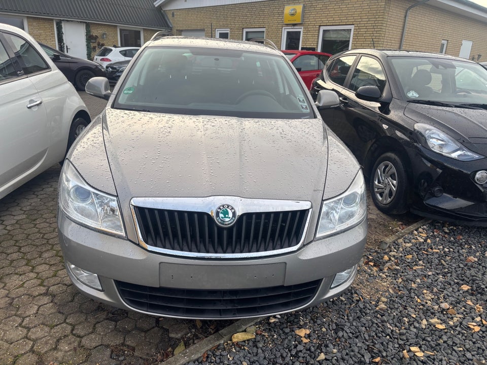 Skoda Octavia 1,2 TSi 105 Ambiente Combi DSG 5d