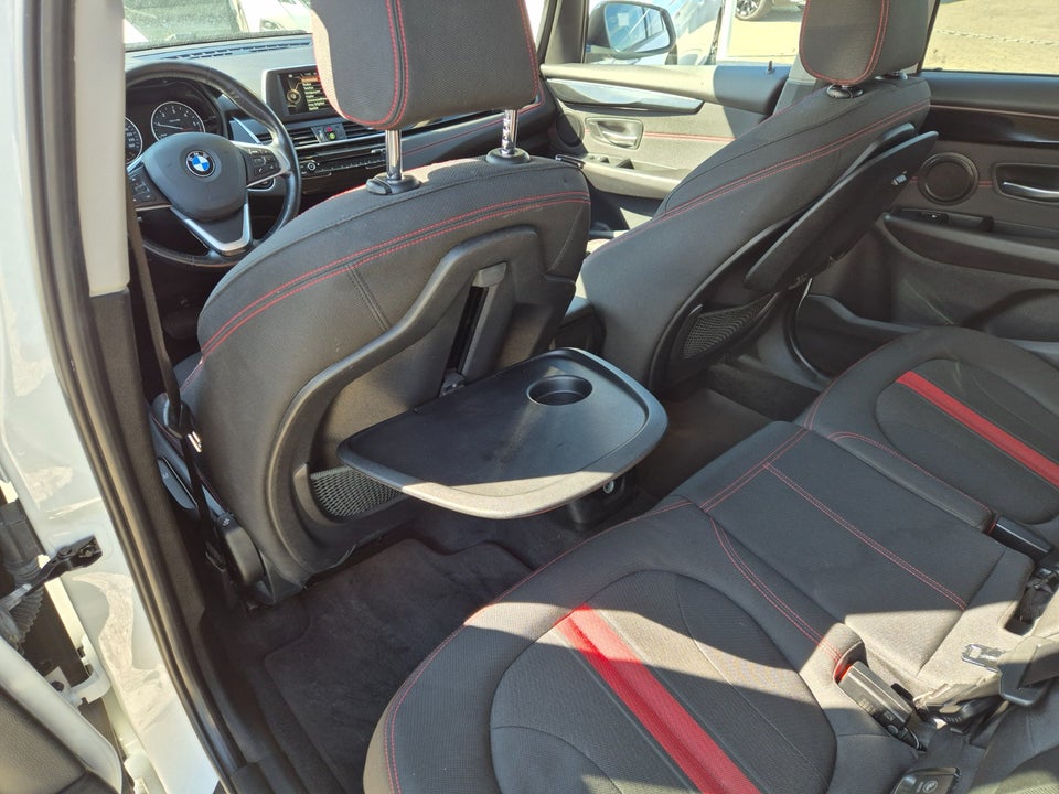 BMW 218d 2,0 Active Tourer Advantage 5d