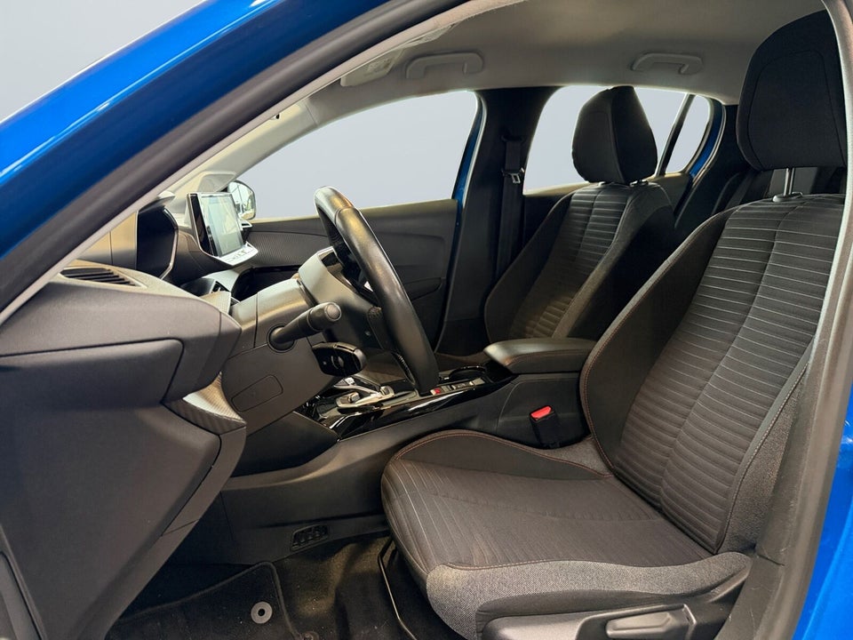 Peugeot e-208 50 Active 5d