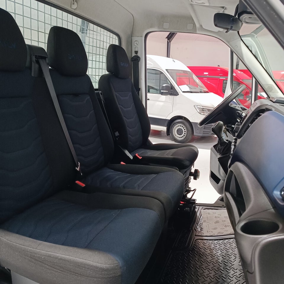 Iveco Daily 2,3 35C16 4100mm Lad AG8 2d