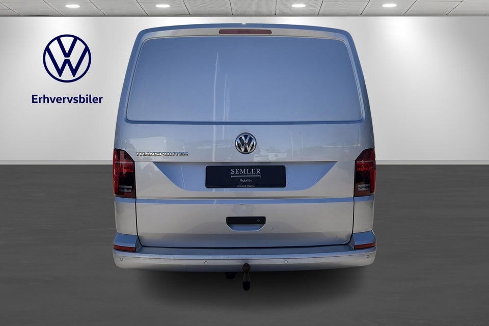 VW Transporter 2,0 TDi 150 Kassevogn DSG lang