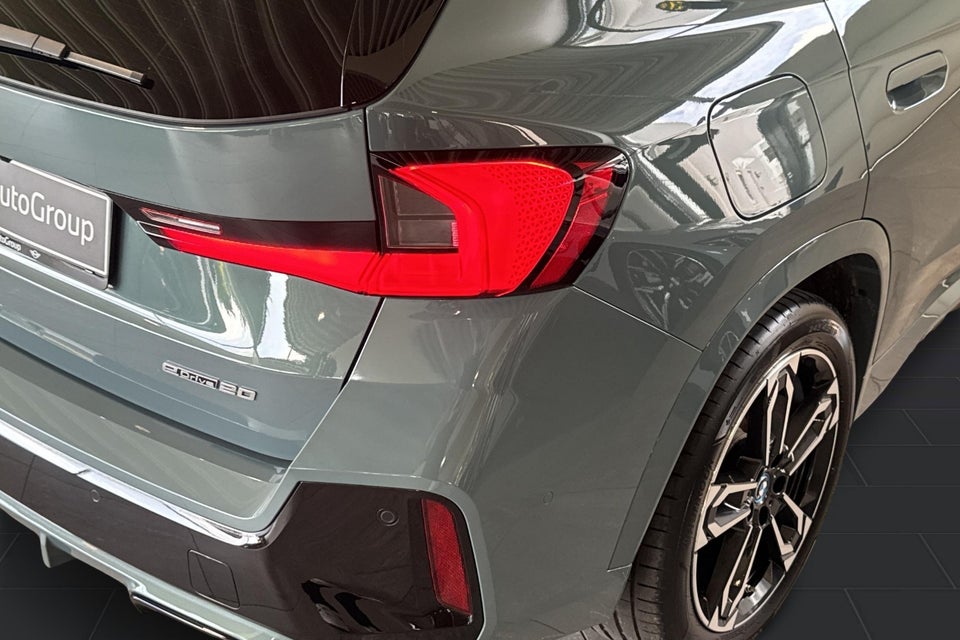 BMW iX1 eDrive20 M-Sport 5d
