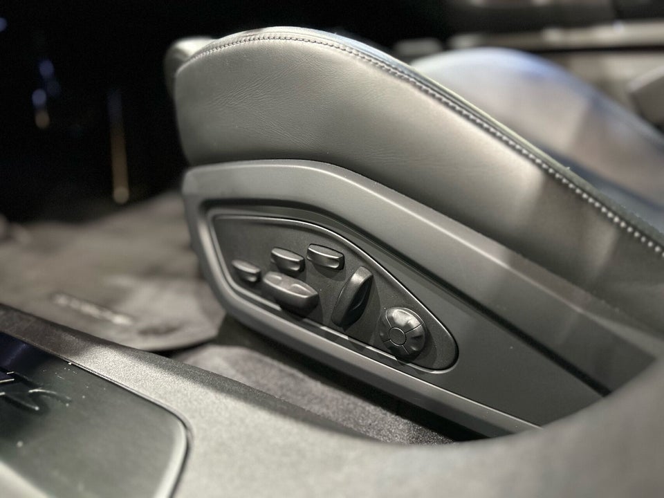 Porsche Taycan GTS Performance+ Sport Turismo 5d