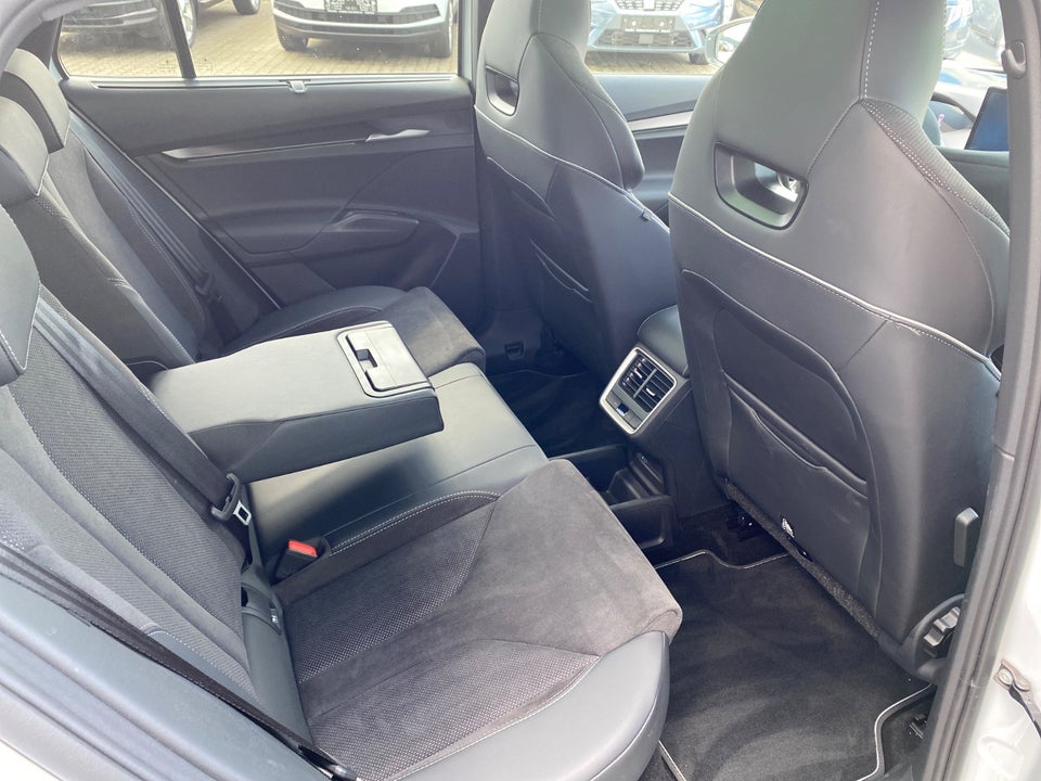 Skoda Enyaq 85 iV Sportline Advanced 5d