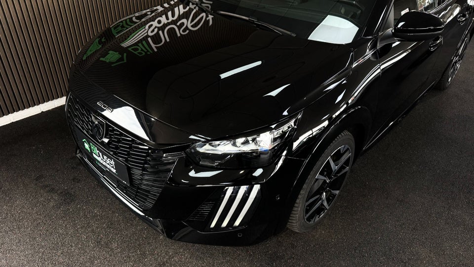 Peugeot e-208 54 GT 5d