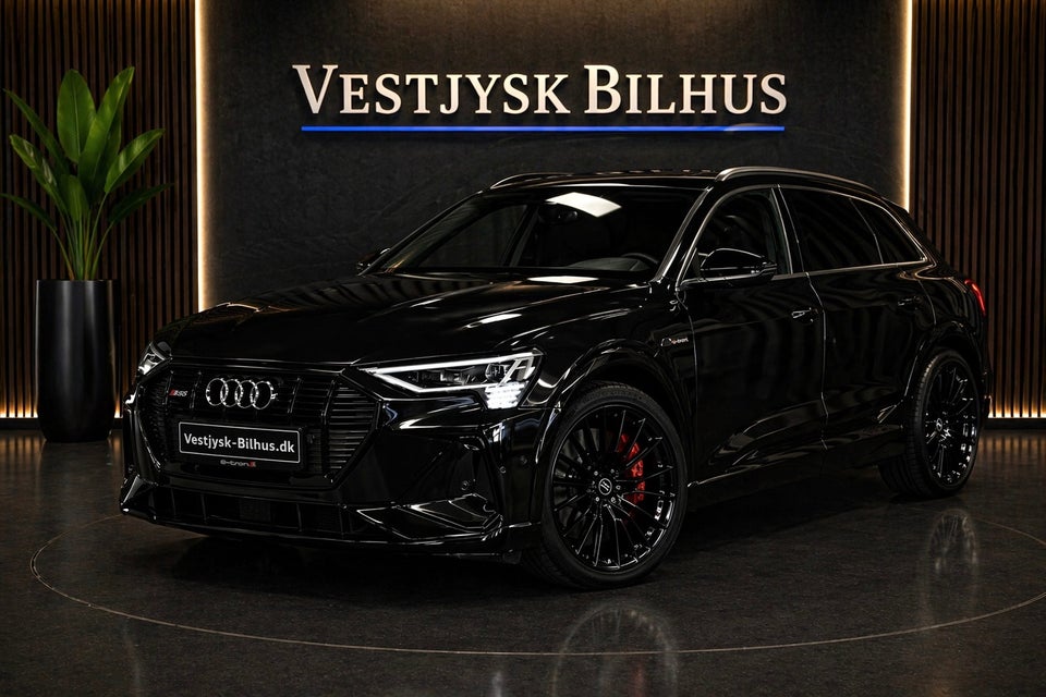 Audi e-tron 55 S-line quattro 5d