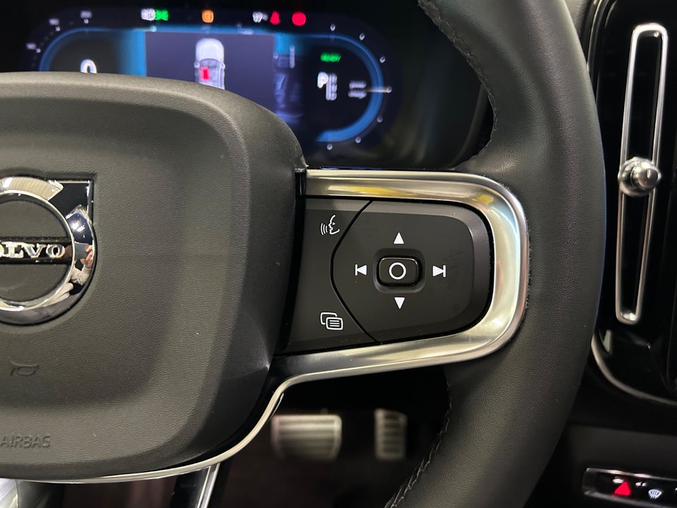 Volvo XC40 P6 ReCharge Plus 5d