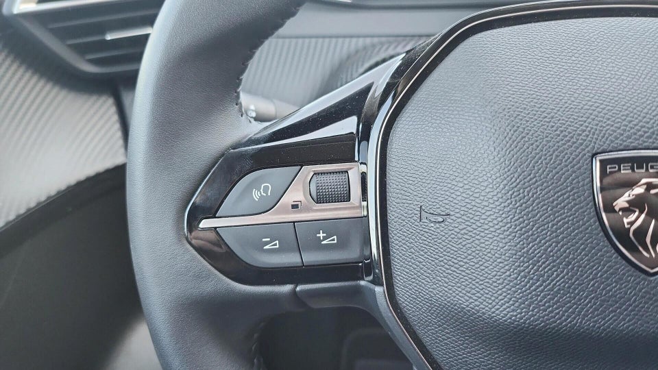 Peugeot e-208 50 Allure 5d