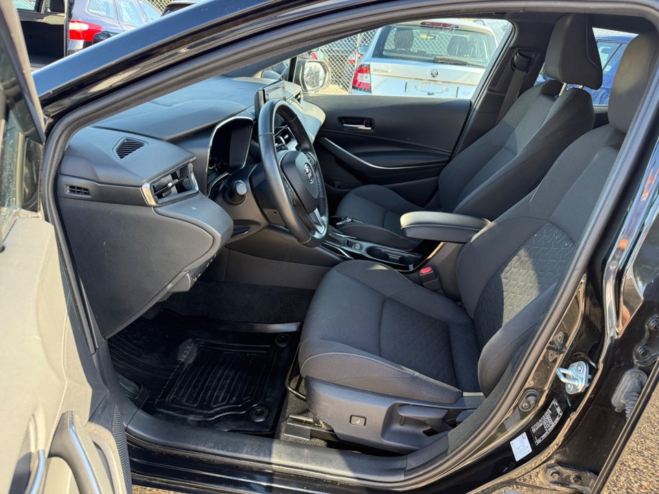 Toyota Corolla 1,8 Hybrid H3 MDS 5d