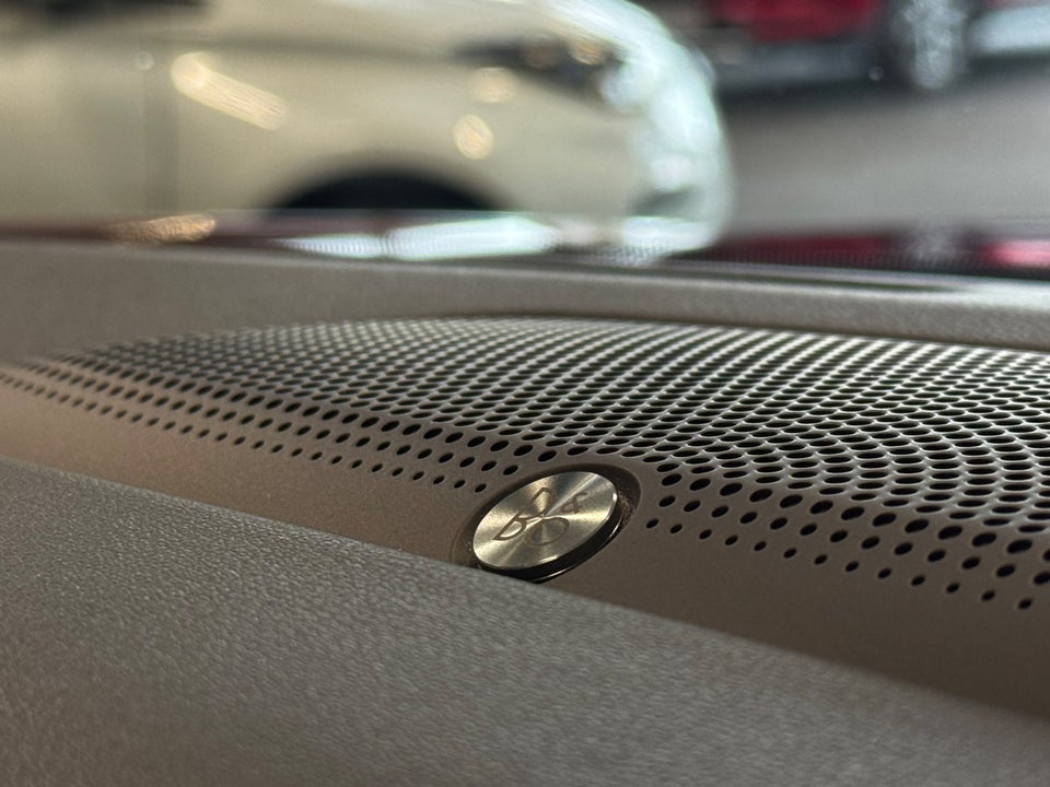 Ford Kuga 2,5 PHEV Vignale CVT 5d