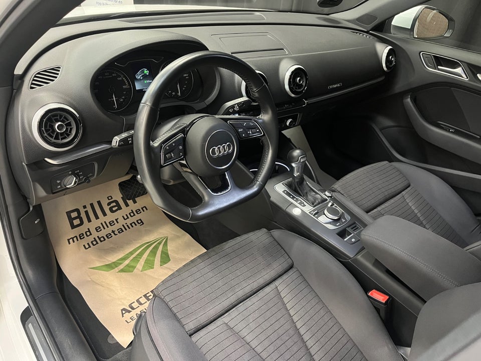 Audi A3 40 TFSi e Prestige Sportback S-tr. 5d