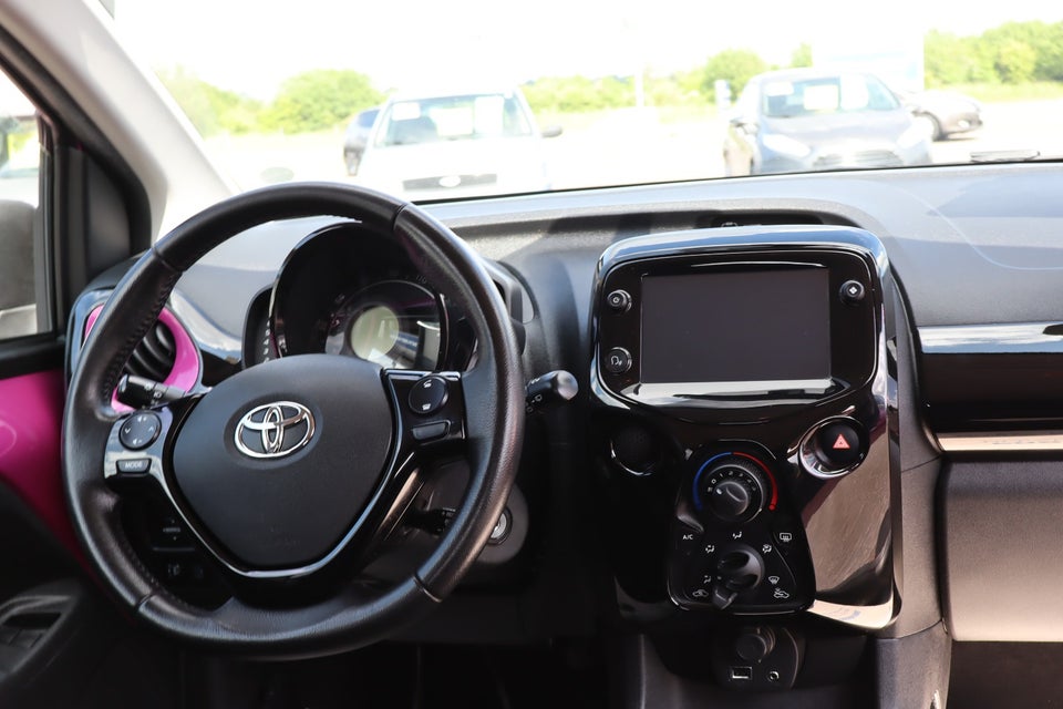 Toyota Aygo 1,0 VVT-i x-pression 5d