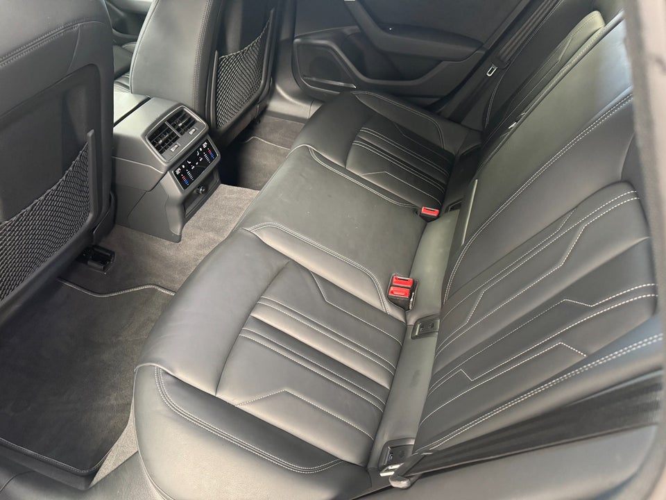 Audi A6 55 TFSi e S-line Avant quattro S-tr. 5d