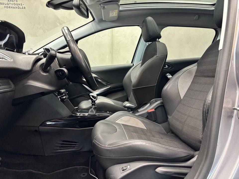 Peugeot 2008 1,5 BlueHDi 100 Exclusive Sky 5d