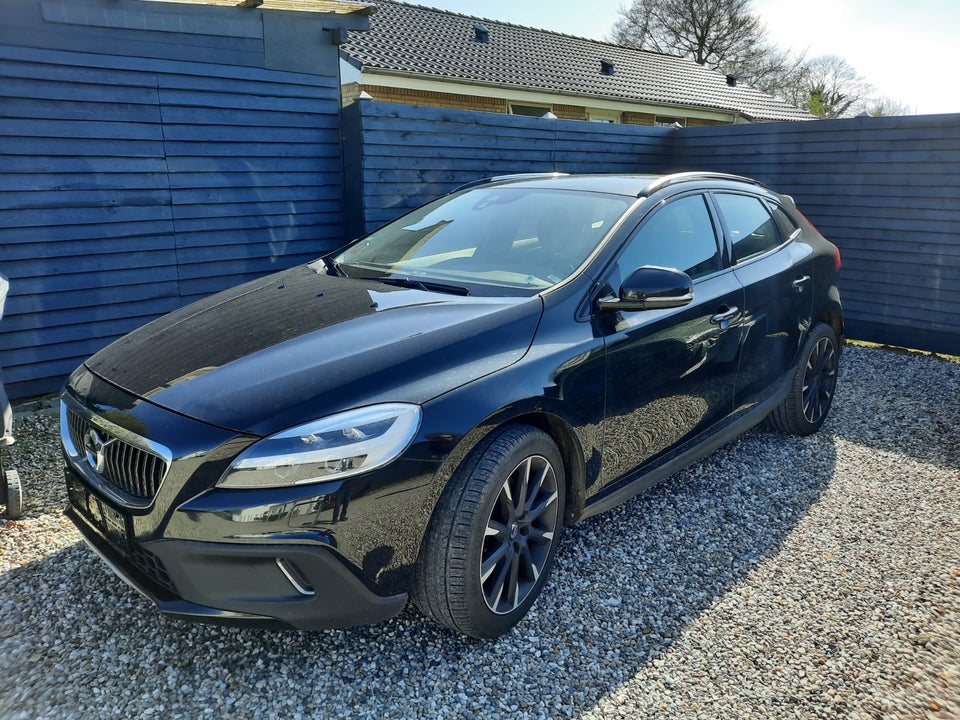 Volvo V40 CC 2,0 D3 150 Dynamic Edition aut. 5d