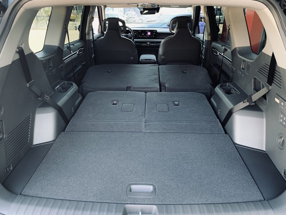 Kia EV9 76 Standard Range Upgrade RWD 7prs 5d