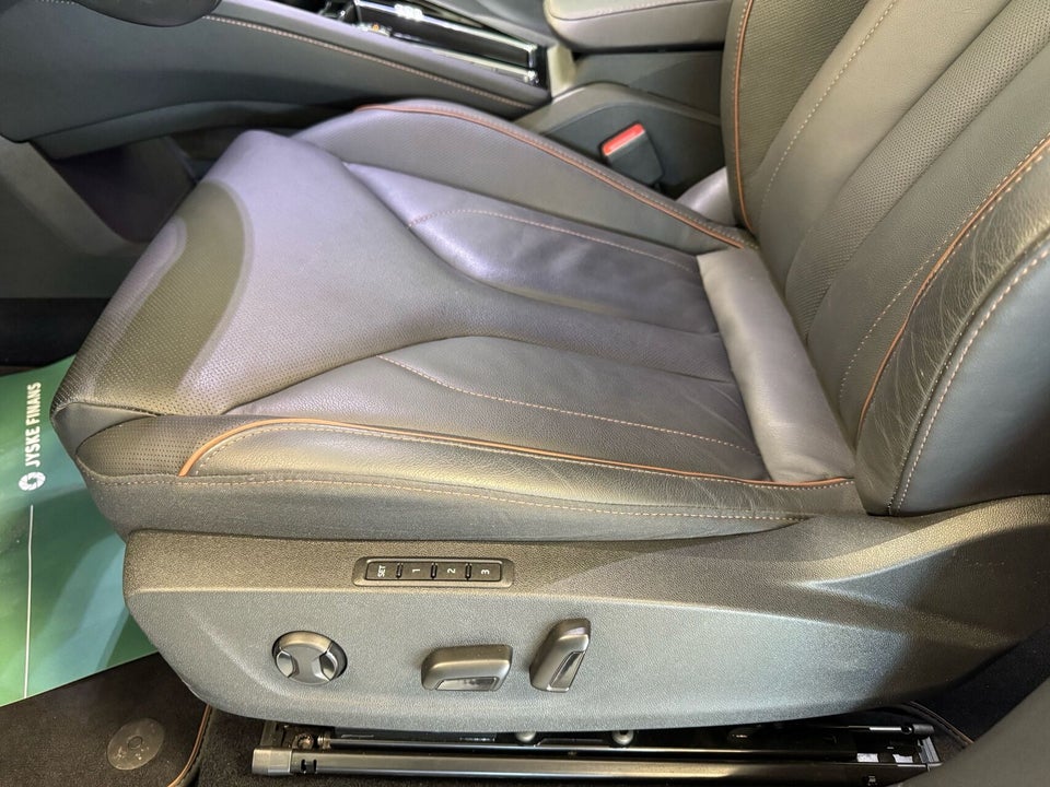 Skoda Enyaq 80 iV Selection Suite 5d